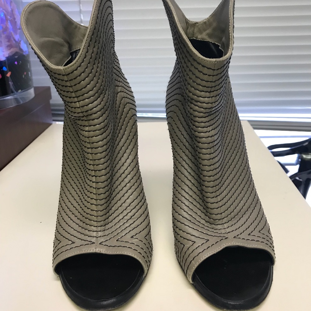 Giuseppe zanotti booties!